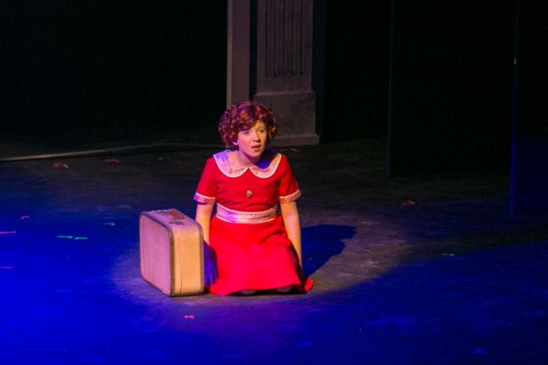 Photo Flash: Downtown Cabaret Theatre Stages ANNIE Image
