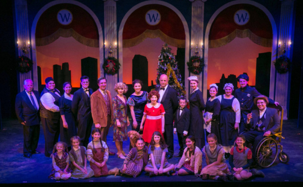 Photo Flash: Downtown Cabaret Theatre Stages ANNIE Image