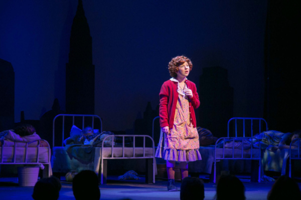 Photo Flash: Downtown Cabaret Theatre Stages ANNIE Image