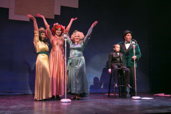 Photo Flash: Downtown Cabaret Theatre Stages ANNIE Image