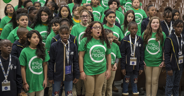 Photo Flash: Young Artists From Queens And Haiti SING FOR HOPE Image