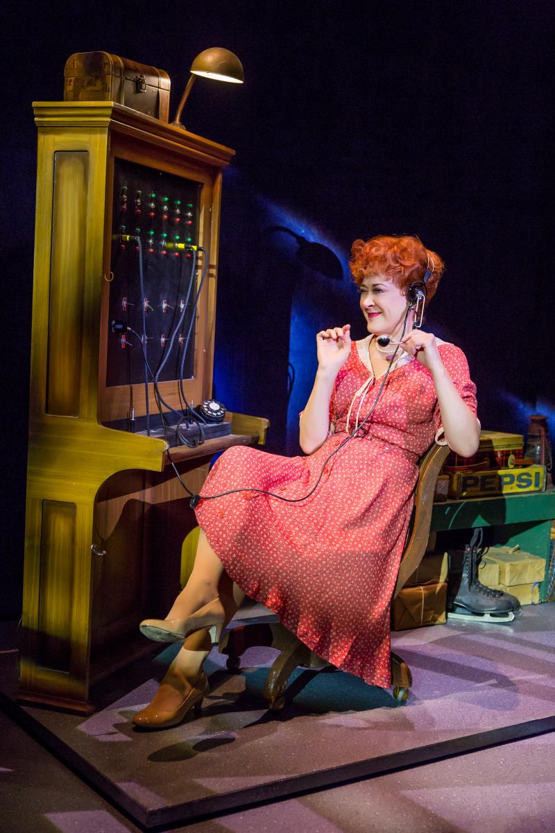 Review: WHITE CHRISTMAS Is an Alright Christmas at Dr. Phillips Center Image