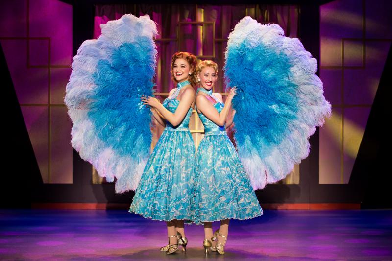 Review: WHITE CHRISTMAS Is an Alright Christmas at Dr. Phillips Center Image