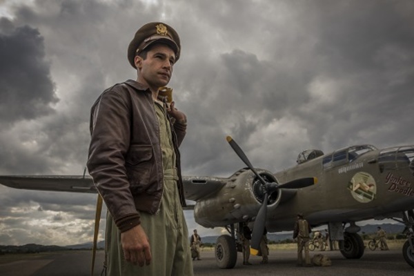 Photo Flash: See a First Look of George Clooney, Hugh Laurie in Hulu's CATCH-22 Image