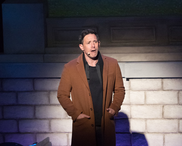 Photo Flash: LOVE ACTUALLY LIVE Brings The Holidays To The Wallis Image