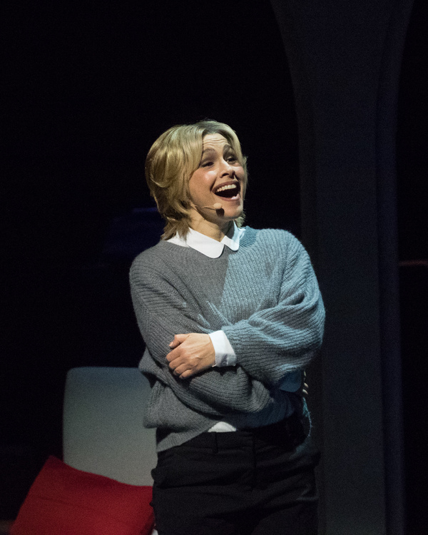 Photo Flash: LOVE ACTUALLY LIVE Brings The Holidays To The Wallis Image