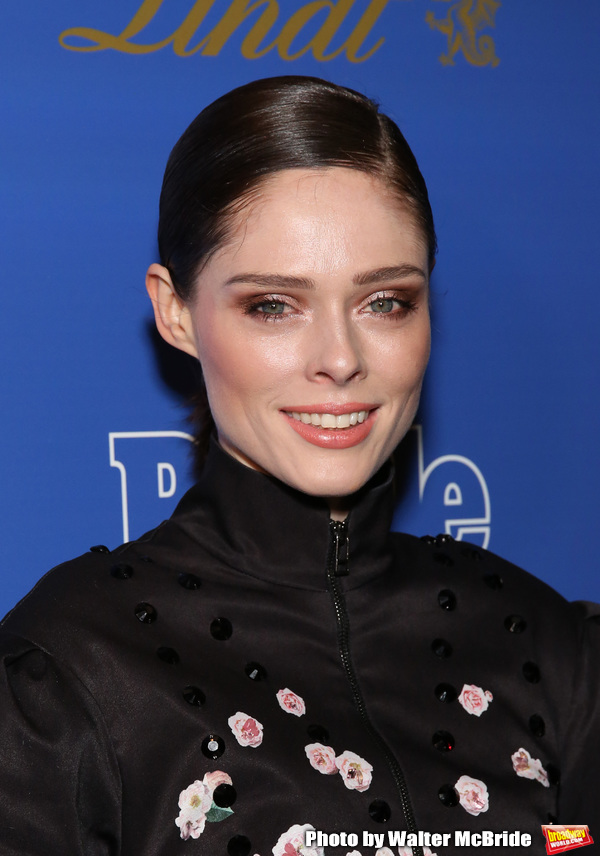 Photo Coverage: On the Practically Perfect Red Carpet for MARY POPPINS RETURNS New York Premiere! Image
