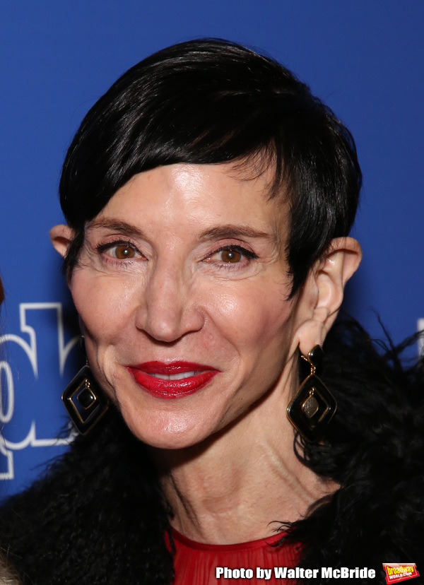 Photo Coverage: On the Practically Perfect Red Carpet for MARY POPPINS RETURNS New York Premiere! Image