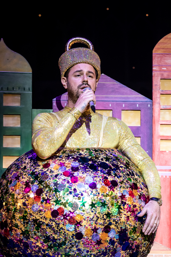 Photo Flash: Danny Dyer, Dani Dyer and Jo Brand Star in NATIVITY! THE MUSICAL 