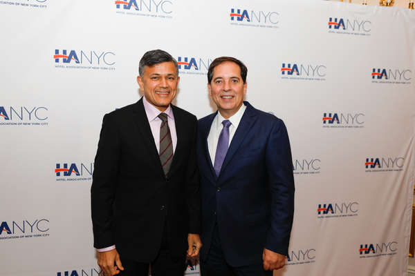 Photo Flash: Hotel Association of New York City Hosts Red Carpet Hospitality Gala  Image