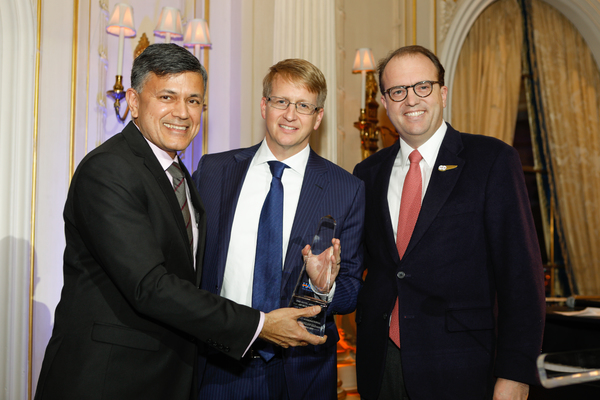 Photo Flash: Hotel Association of New York City Hosts Red Carpet Hospitality Gala  Image