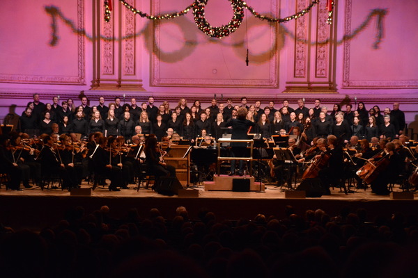 Photo Coverage: The New York Pops and Ashley Brown Perform Holiday Music in UNDER THE MISTLETOE Concert Image