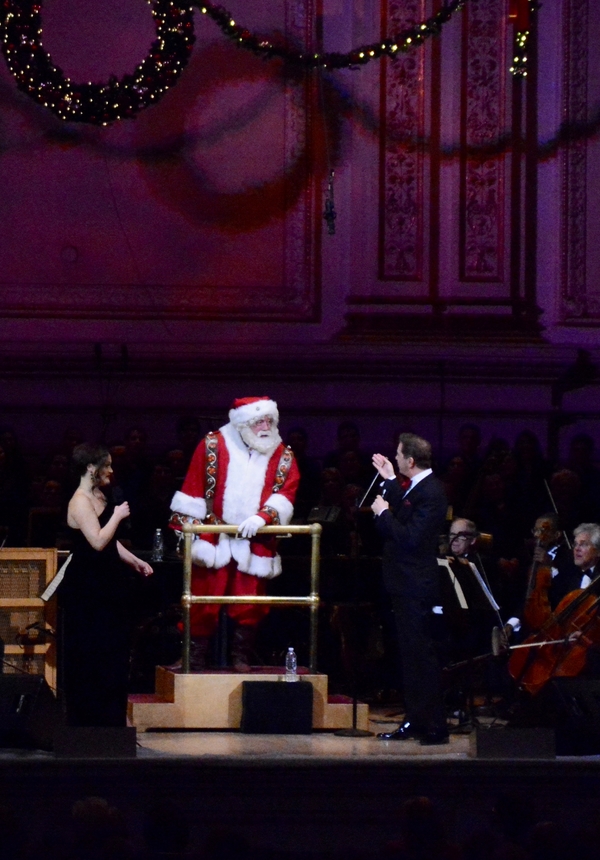 Photo Coverage: The New York Pops and Ashley Brown Perform Holiday Music in UNDER THE MISTLETOE Concert Image