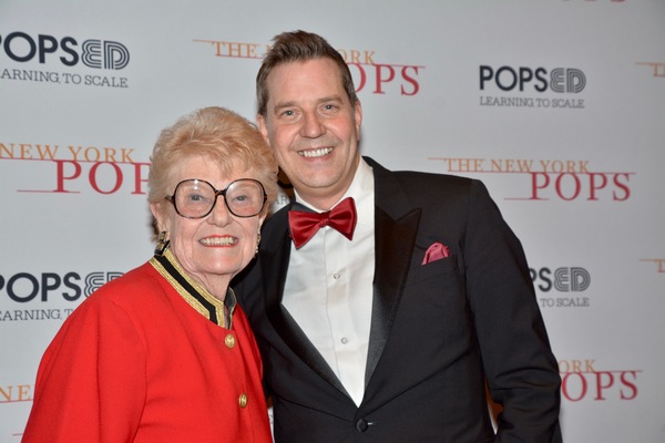 Photo Coverage: The New York Pops and Ashley Brown Perform Holiday Music in UNDER THE MISTLETOE Concert Image