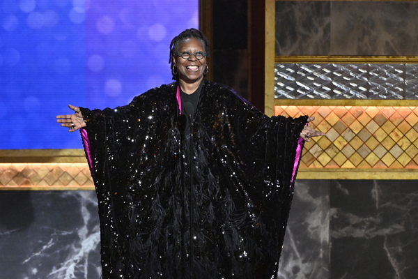 Photo Flash: See the HAMILTON Cast, Kristin Chenoweth, Adam Lambert and More at the Kennedy Center Honors Image
