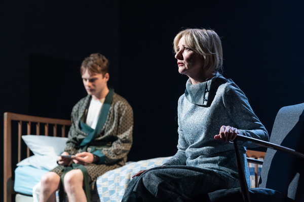 Luke Thallon and Jane Horrocks Photo