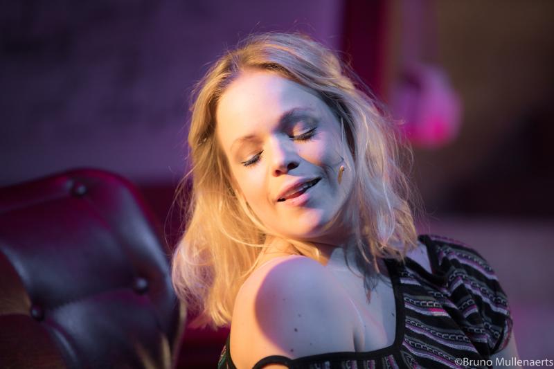 Review: NEXT TO NORMAL at Karreveld Castle Image