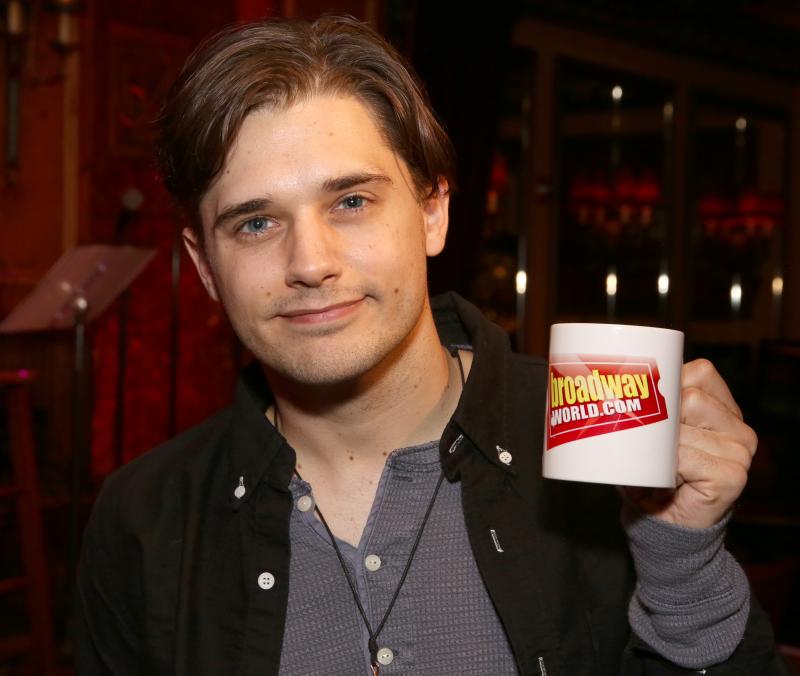 Wake Up With BWW 1/7: Sara Bareilles and Gavin Creel Begin in WAITRESS, and More! Image