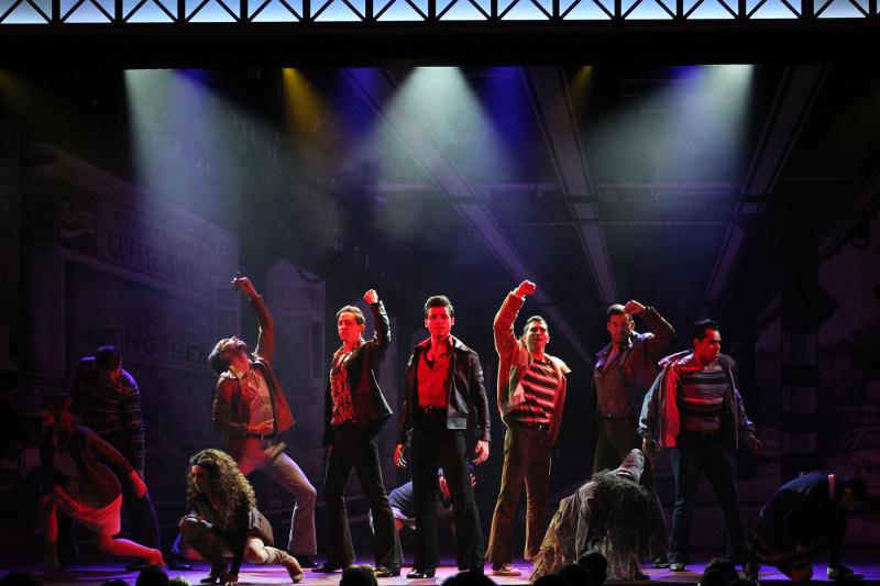 Review: SATURDAY NIGHT FEVER at Broadway Palm Has Audiences Disco Dancing! Image