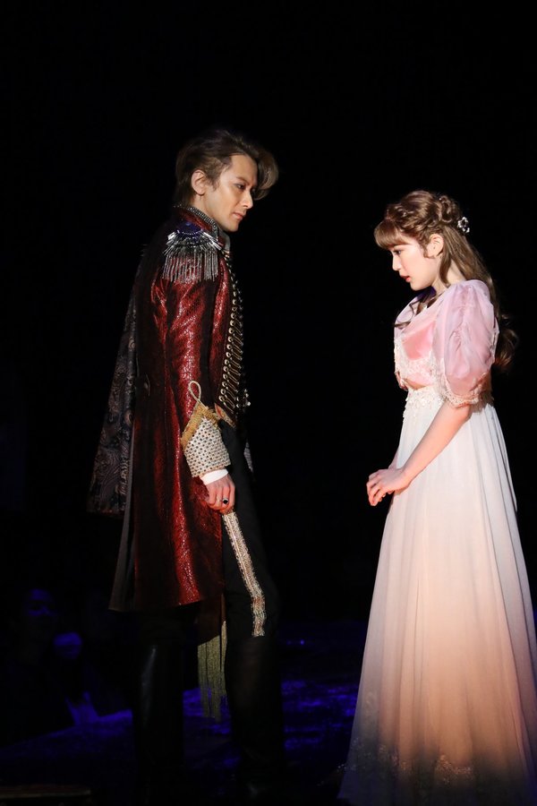 Photo Flash: Get A First Look At THE GREAT COMET in Japan Image