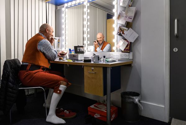 Photo Flash: Backstage at Birmingham Hippodrome's PETER PAN Image