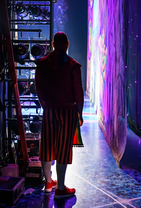 Photo Flash: Backstage at Birmingham Hippodrome's PETER PAN Image