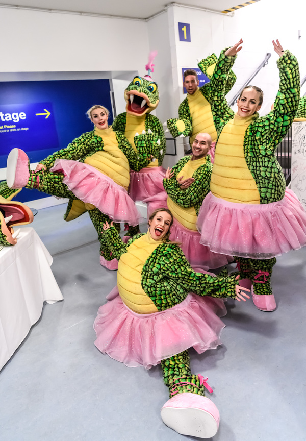 Photo Flash: Backstage at Birmingham Hippodrome's PETER PAN Image
