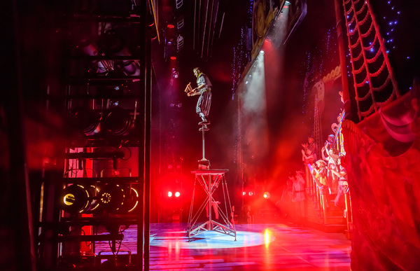 Photo Flash: Backstage at Birmingham Hippodrome's PETER PAN Image
