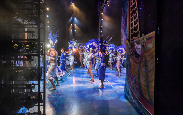 Photo Flash: Backstage at Birmingham Hippodrome's PETER PAN Image