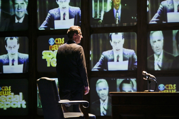 Photo Flash: First Look At FROST/NIXON At Theatreworks Silicon Valley Image