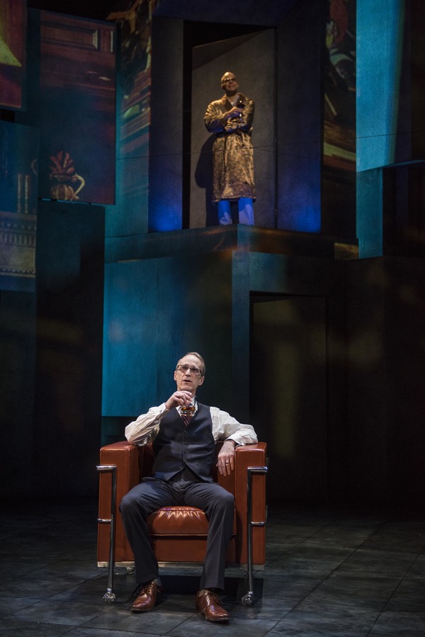 Photo Flash: First Look at JUNK by Ayad Akhtar at Milwaukee Rep Image