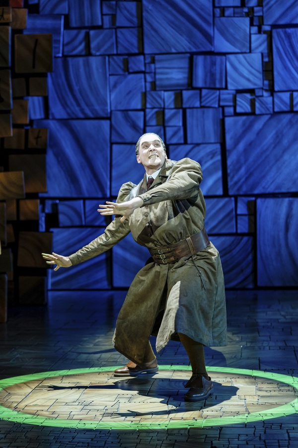 Photo Flash: First Look at Elliot Harper Terrifying MATILDA as Miss Trunchbull Image
