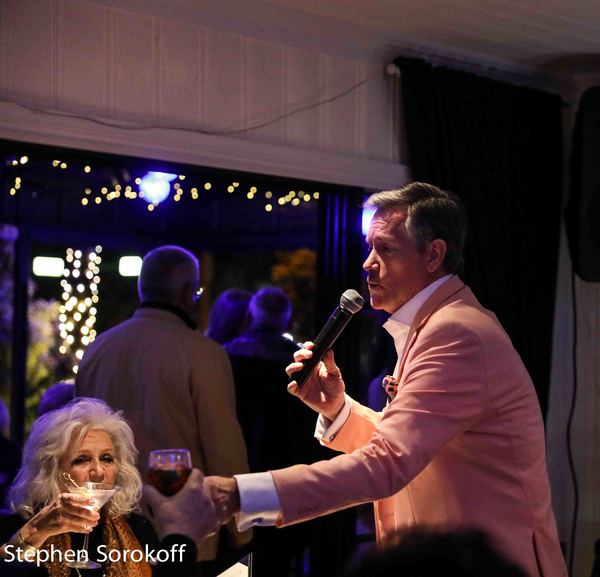 Photo Coverage: Pelican Cabaret Cafe Features Rob Russell Image