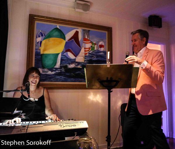 Photo Coverage: Pelican Cabaret Cafe Features Rob Russell Image