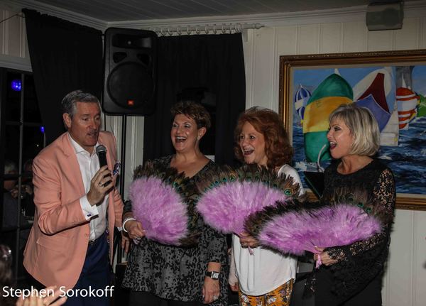 Rob Russell & The Robettes Photo