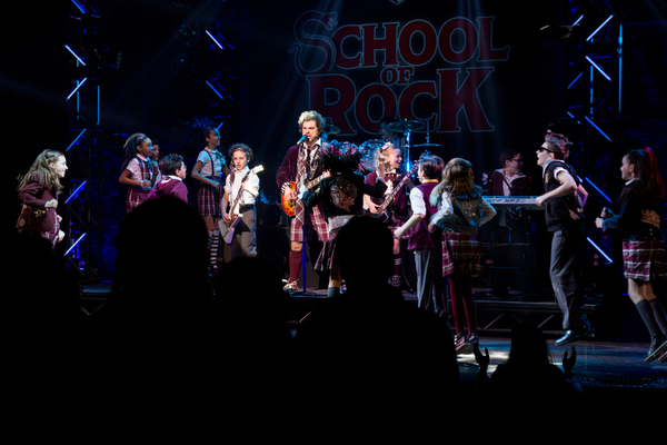 Photo Coverage: The Cast of SCHOOL OF ROCK Takes its Closing Night Curtain Call Image