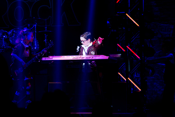 Photo Coverage: The Cast of SCHOOL OF ROCK Takes its Closing Night Curtain Call Image