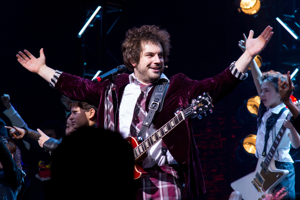 Photo Coverage: The Cast of SCHOOL OF ROCK Takes its Closing Night Curtain Call Image