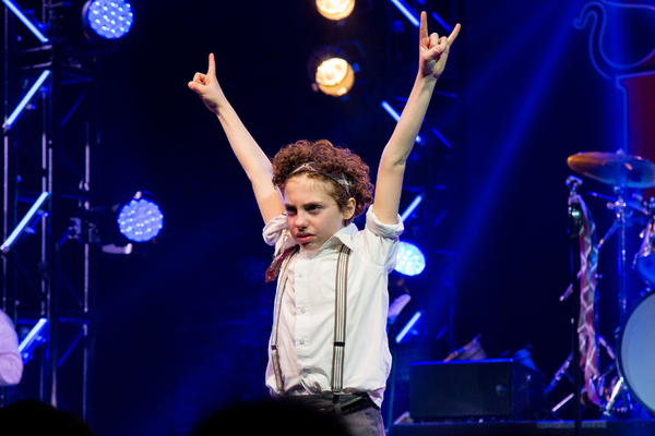 Photo Coverage: The Cast of SCHOOL OF ROCK Takes its Closing Night Curtain Call Image