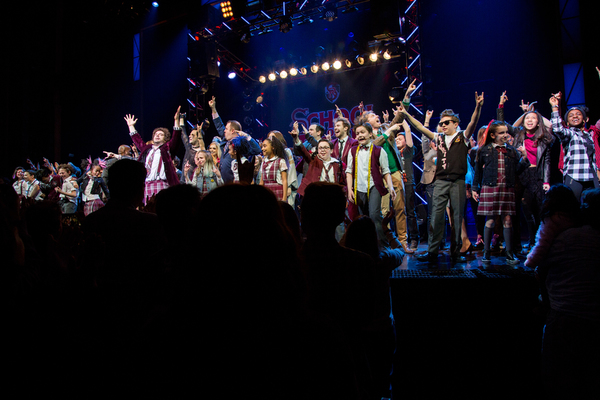 Photo Coverage: The Cast of SCHOOL OF ROCK Takes its Closing Night Curtain Call Image