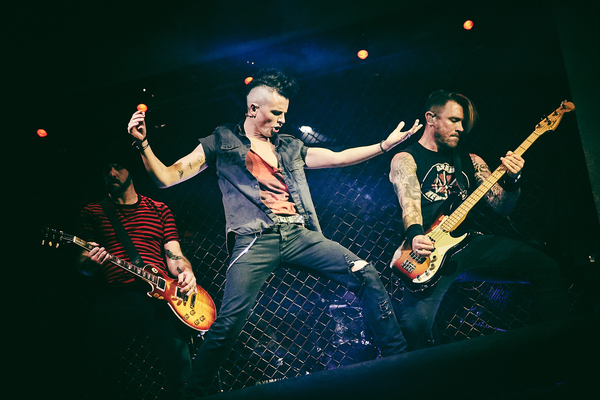 Photo Flash: First Images Of the 10th Anniversary UK Tour Of Green Day's AMERICAN IDIOT Image