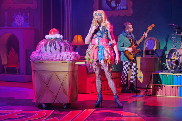Photo Flash: FIRST LOOK AT HEDWIG AND THE ANGRY INCH at ZACH Theatre Image