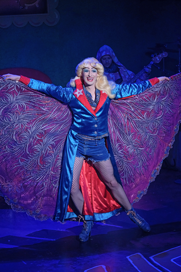 Photo Flash: FIRST LOOK AT HEDWIG AND THE ANGRY INCH at ZACH Theatre Image