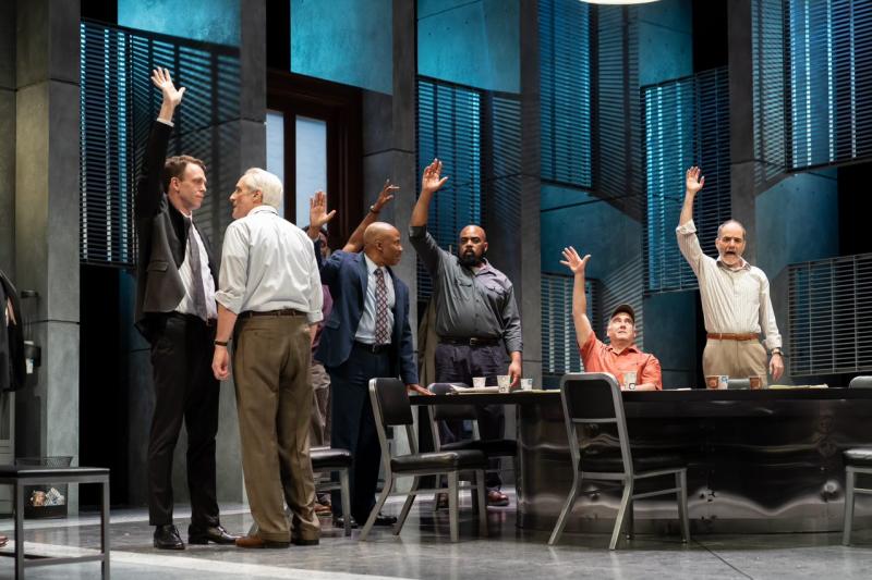 Review: A new look at TWELVE ANGRY MEN at Ford's Theatre 