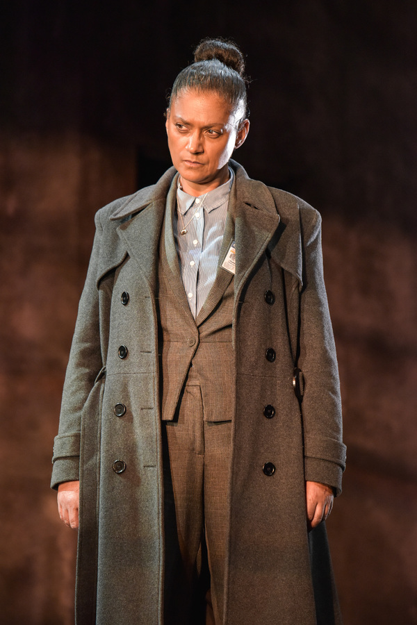 Photo Flash: First Look at LONG SHADOWS Image