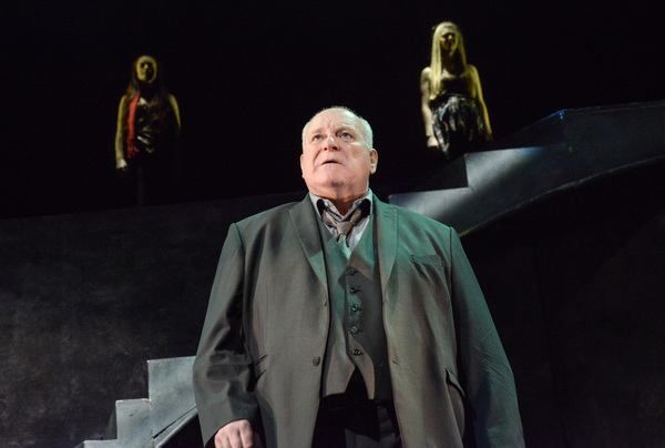 Photo Flash: First Look at LONG SHADOWS Image