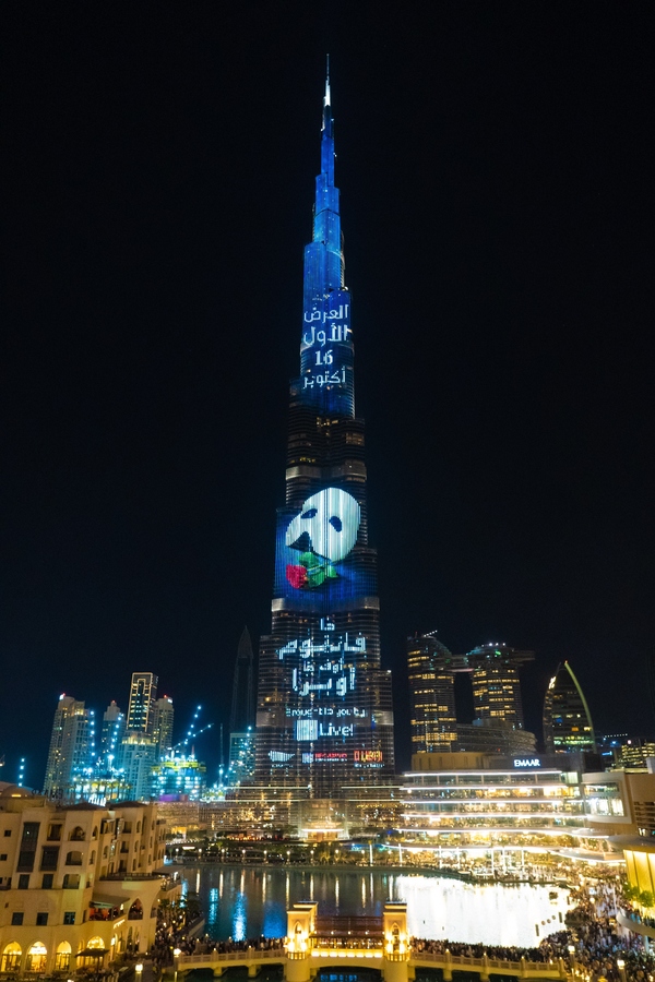 Photo Flash: PHANTOM OF THE OPERA Lights Up Dubai For Middle East Debut! Image