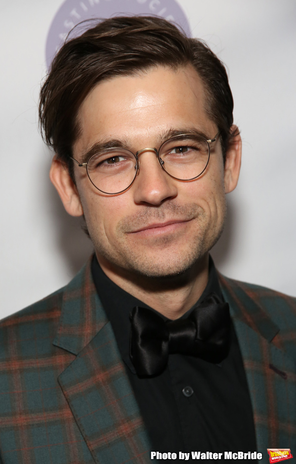 Jason Ralph Photo