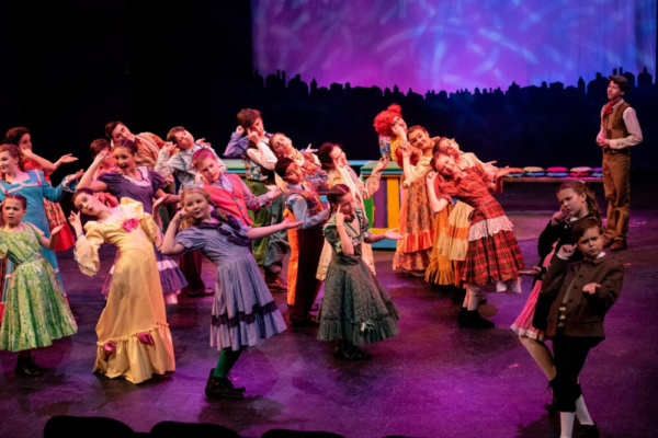 Photo Flash: Disney's MARY POPPINS, JR. Opens Tonight At EPAC Image