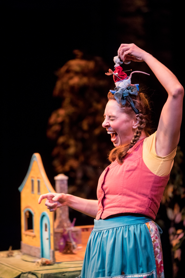 Photo Flash: Children's Theatre Company's Presents THE BIGGEST LITTLE HOUSE IN THE FOREST Image